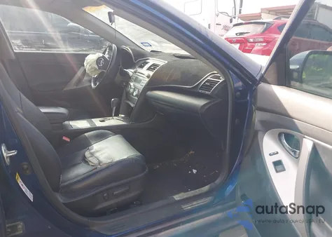 2007 Toyota Camry Se V6 z USA, uszkodzony, nr VIN 4T1BK46K67U044571